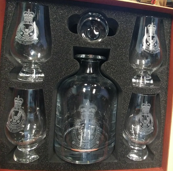 Glencairn set with 32 Sigs Crest