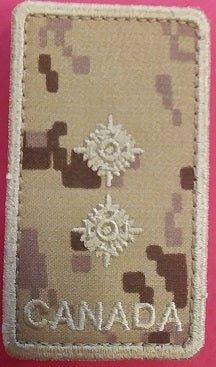 Velcro Rank Patch in Arid colours, featuring the Lieutenant Rank.