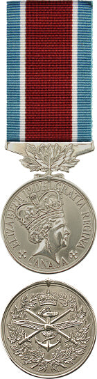 Front and back face of the silver General Service Medal. The ribbon is the  blue, white and red allied forces ribbon.