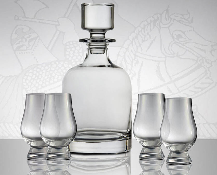 Glass decanter set with 4 glencairn glasses and 1 decanter